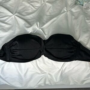 Victoria’s Secret bikini